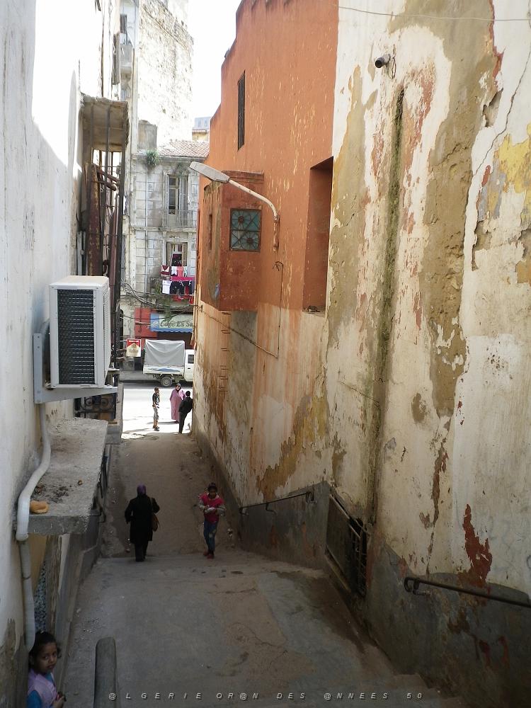 2031 Rue Pujade depart rue du vieux chateau pour finir  Bd oudinot. .JPG